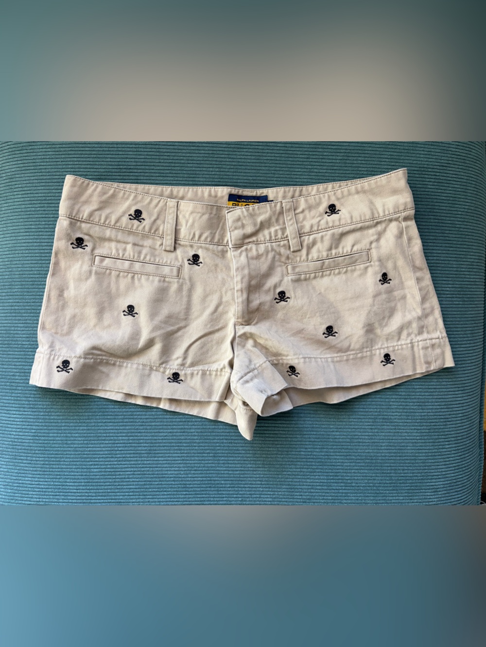 Ralph Lauren Cream Shorts with Navy Embroidered Skull Motif - 6